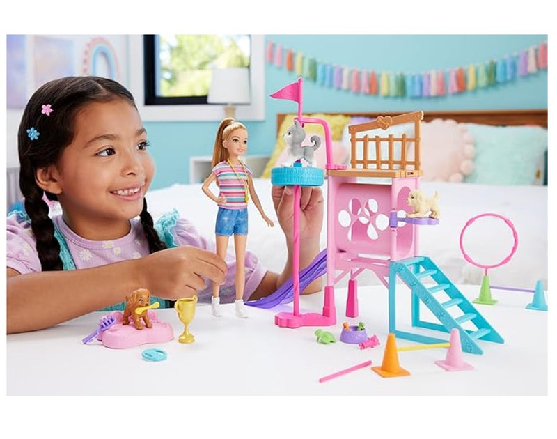 Barbie Stacie Treinadora de Cachorrinhos com Acessórios
